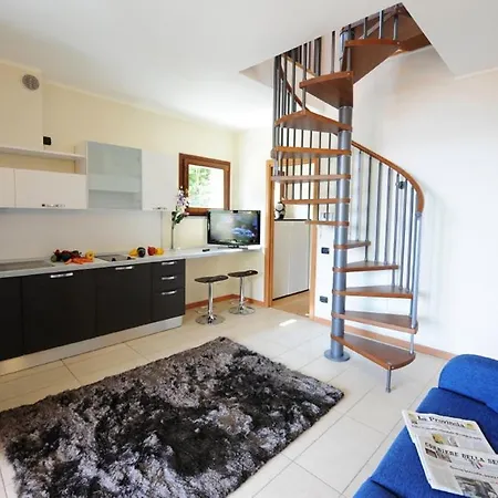 Apartman Sleeps 8 Pool T421314
