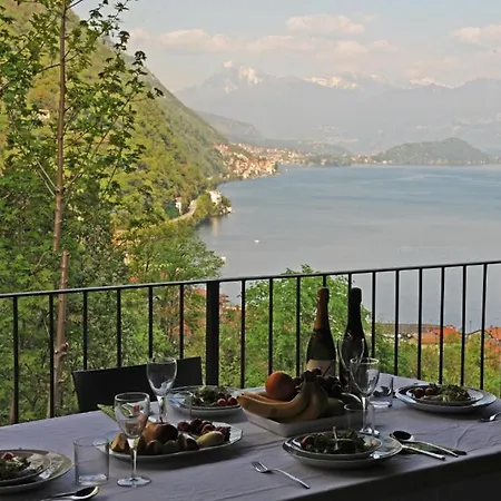 Sleeps 8 Pool T421314 *